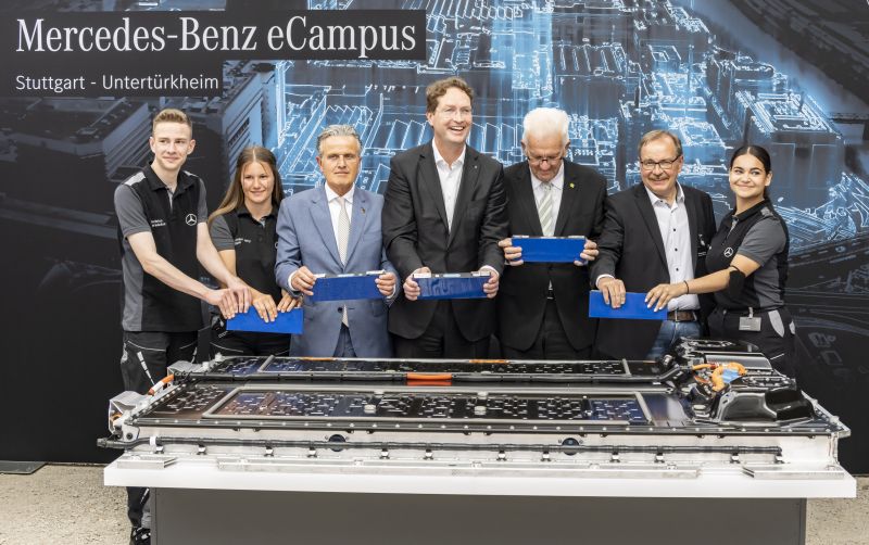 Mercedes-Benz legt Grundstein für neuen «eCampus»