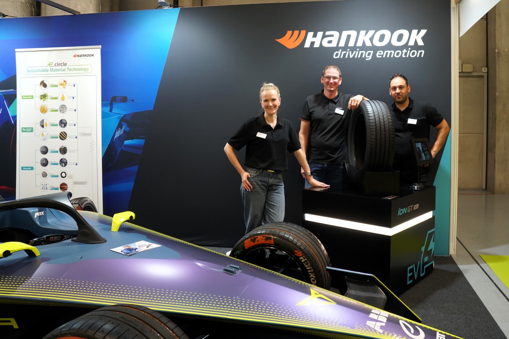 Hankook elektrisiert den SAS-Stand 