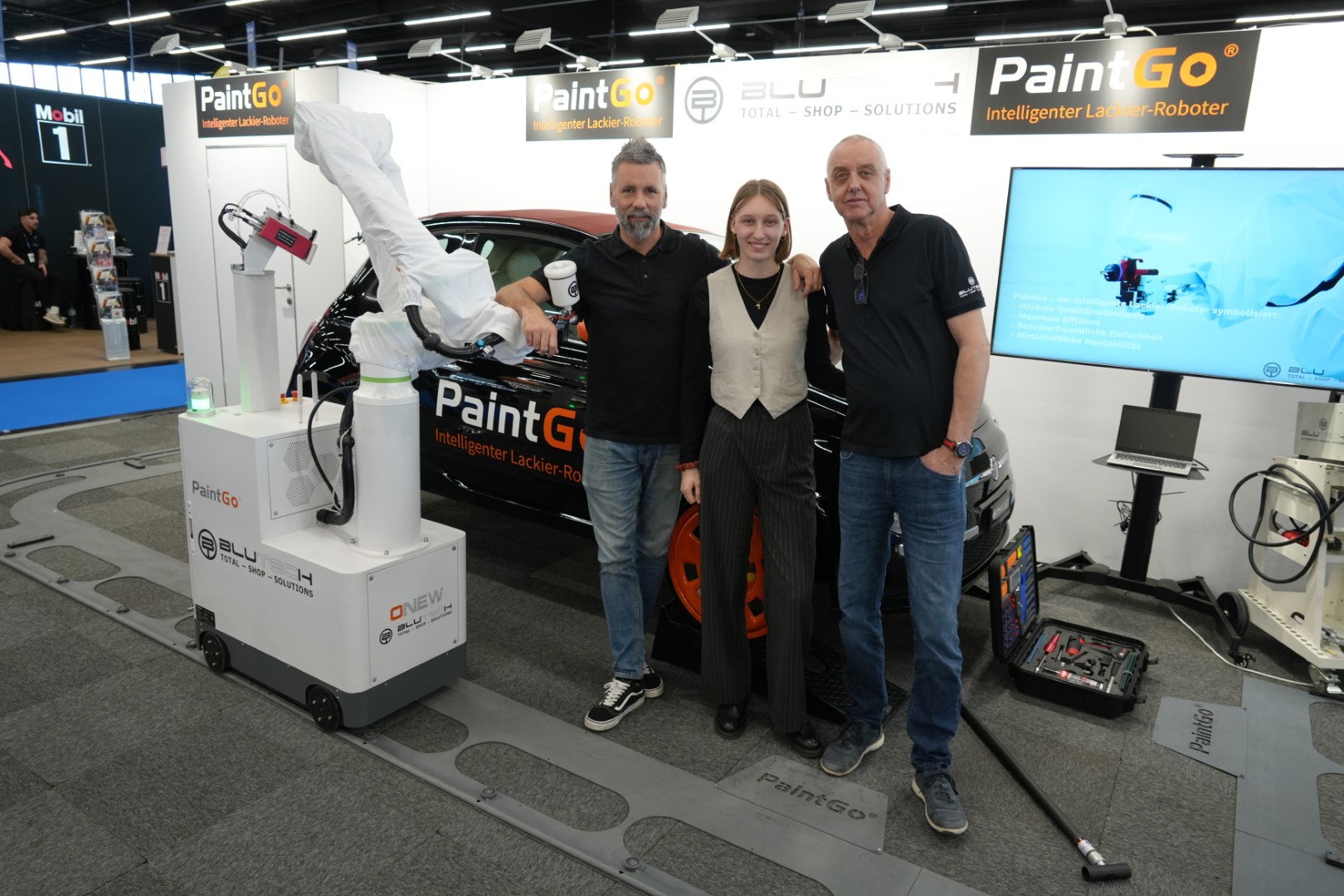 Der Lackierroboter «PaintGo» war der Star der Messe 