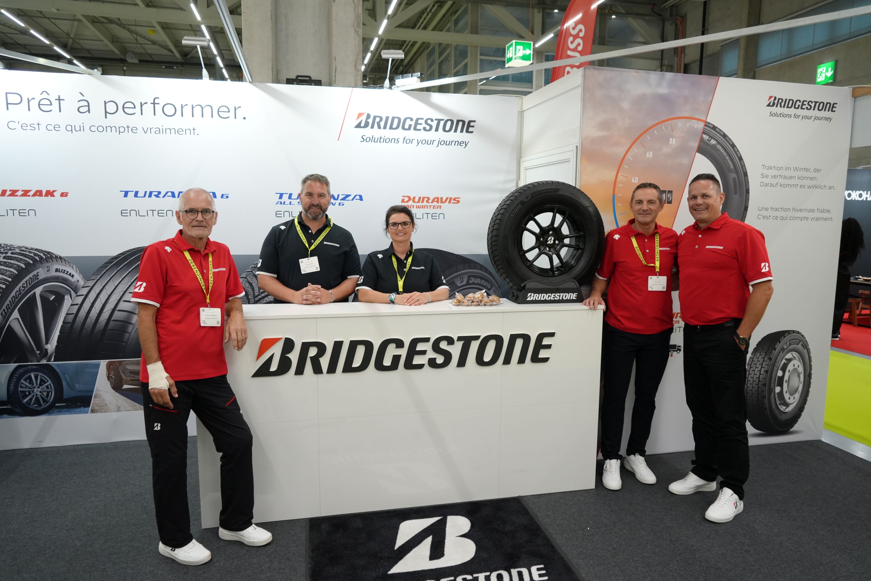 Bridgestone mit Premium-Winterreifen für Pkw, Transporter und Lkw 