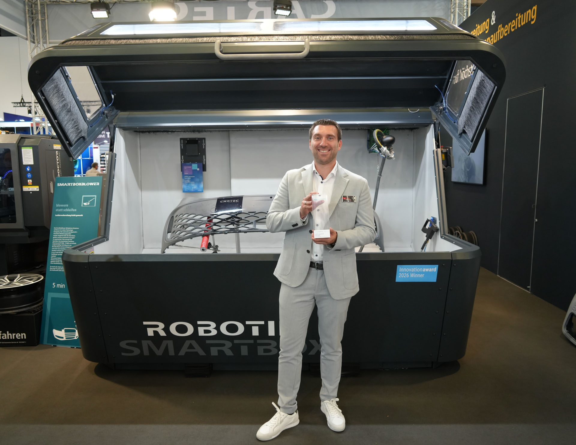 Cartec: Innovation Award für die vollautomatische Lackiervorbereitung 