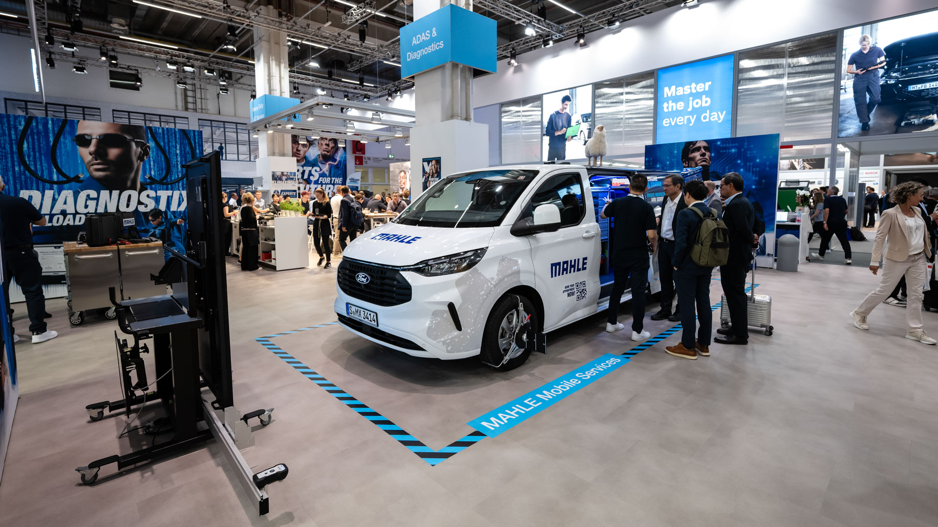 Mahle: Fünf Weltpremieren für die  Autowerkstatt von morgen 