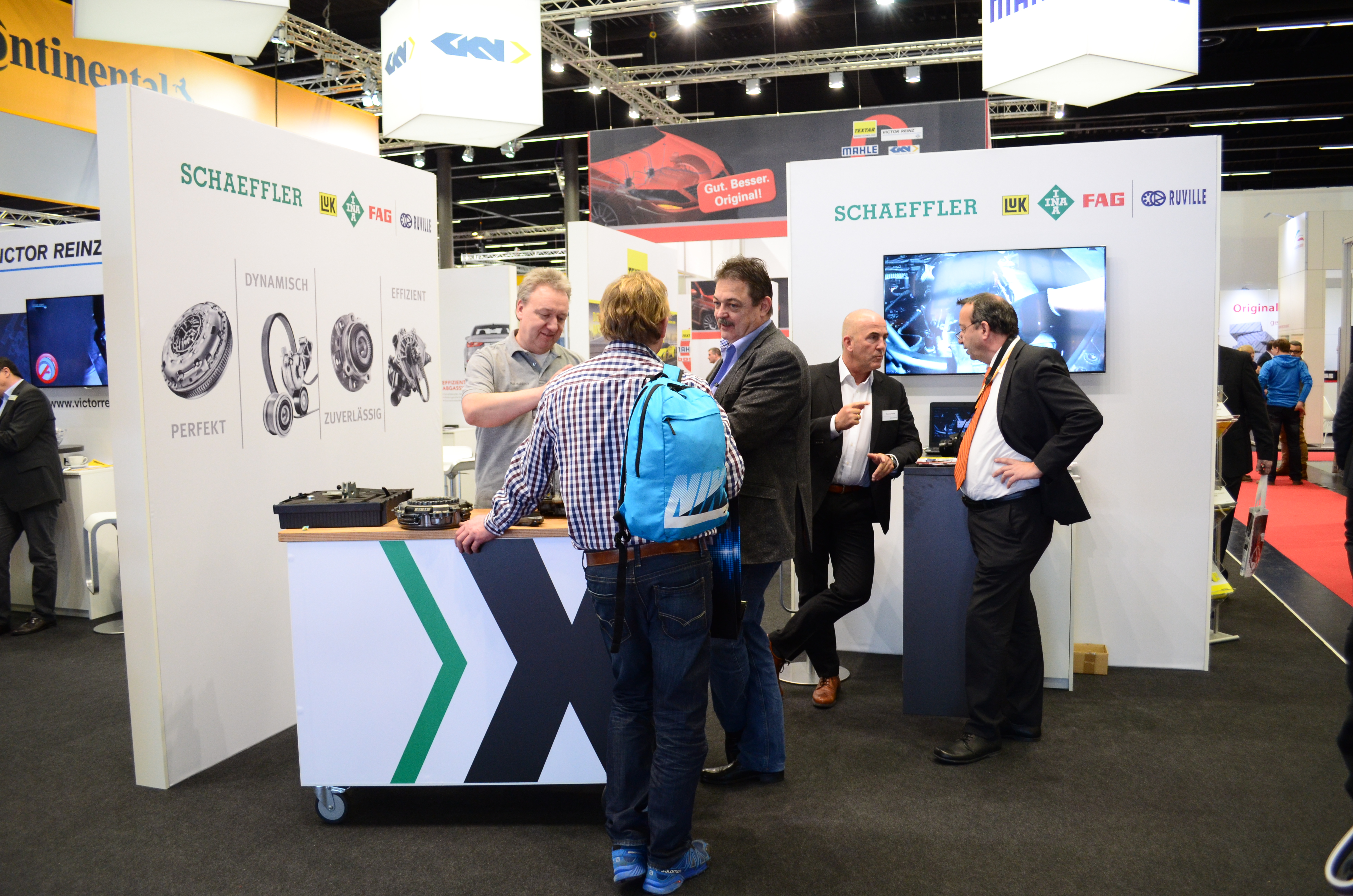 11873_Schaeffler_Stand.JPG