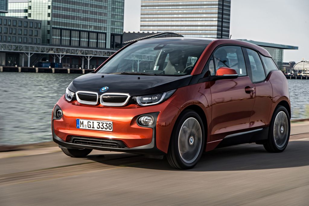 5238_997BMW_i3_«Das_grünste_Auto_der_Schweiz»_1._Platz_-__«Schweizer_Auto_des_Jahres»_2._Platz.jpg