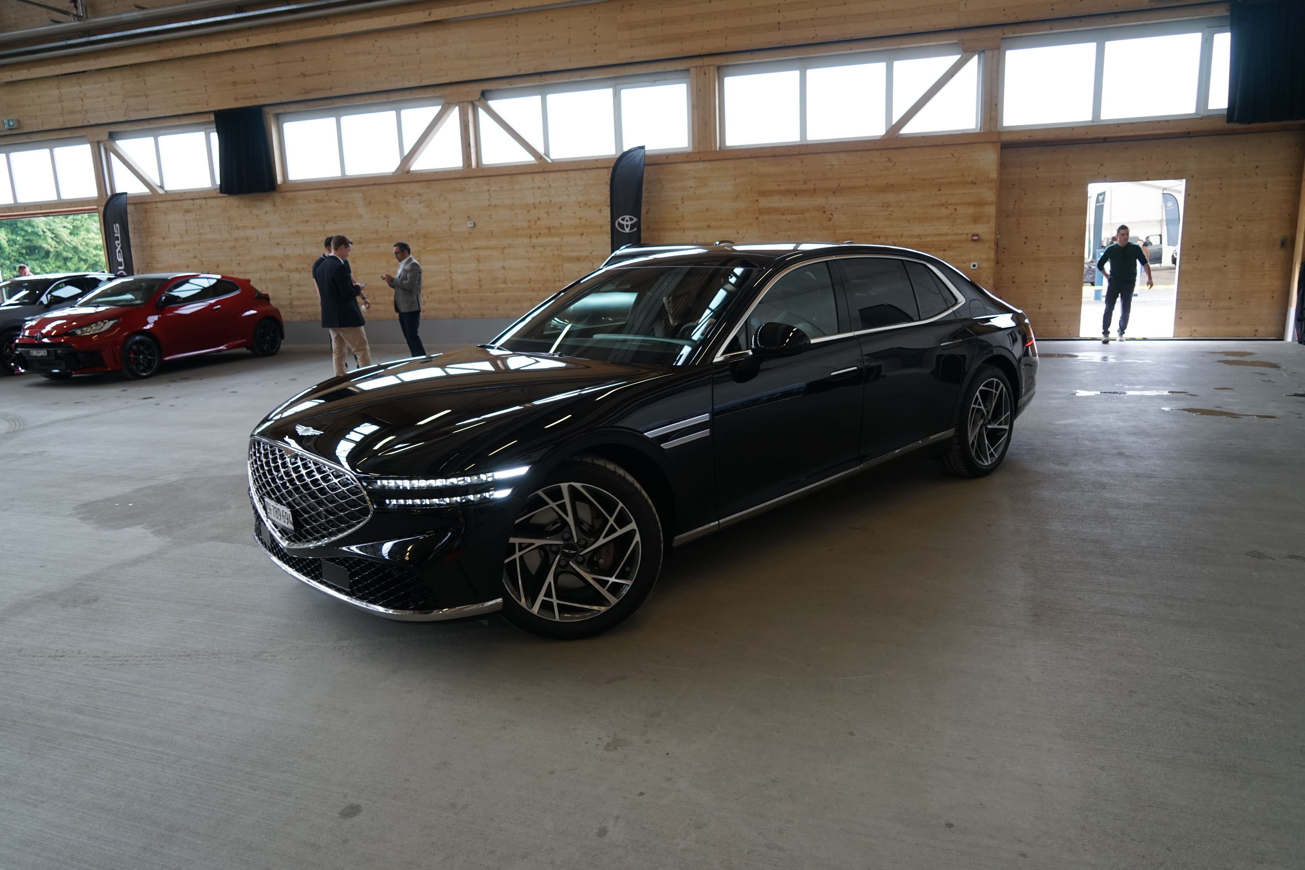 xauto25-28-682c53cca56d1684129332.jpg