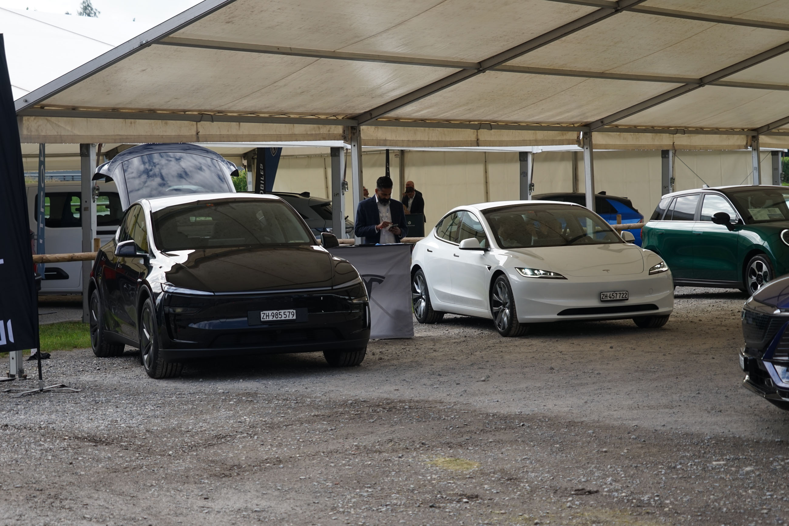 xauto25-32-682c53cd6398c078280641.jpg