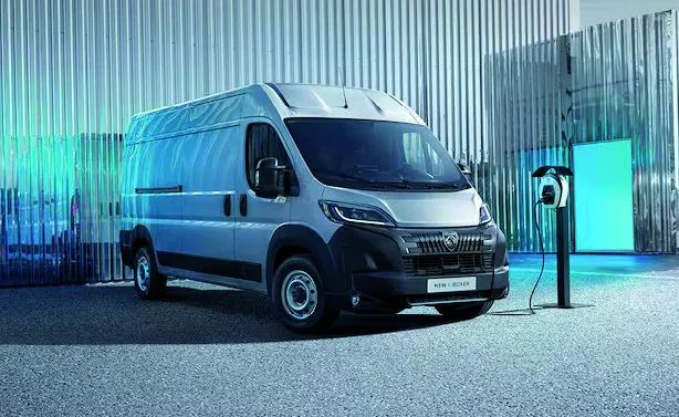 Peugeot e-Boxer